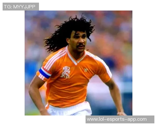 掌握足球明星技巧提升球场表现的五大关键要素 掌握足球明星技巧提升球场表现的五大关键要素