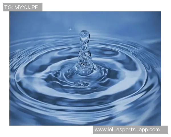 素描技巧解析:如何精准刻画足球球星的动态与神韵 素描技巧解析:如何精准刻画足球球星的动态与神韵