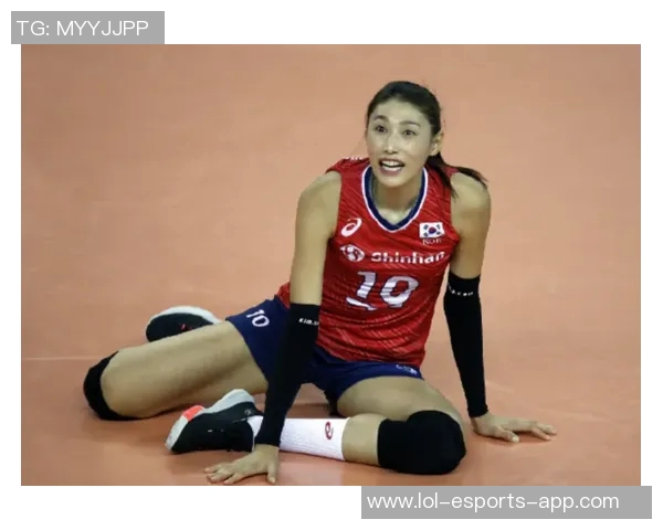 足球场上的神秘女神 低调却闪耀的球星背后故事 足球场上的神秘女神 低调却闪耀的球星背后故事